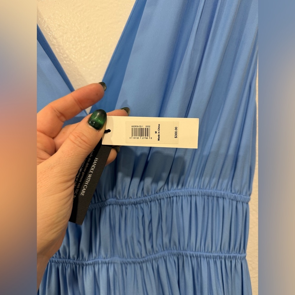 NWT Banana Republic Cascade Silk Blue Maxi Dress in size Medium - Picture 5 of 6